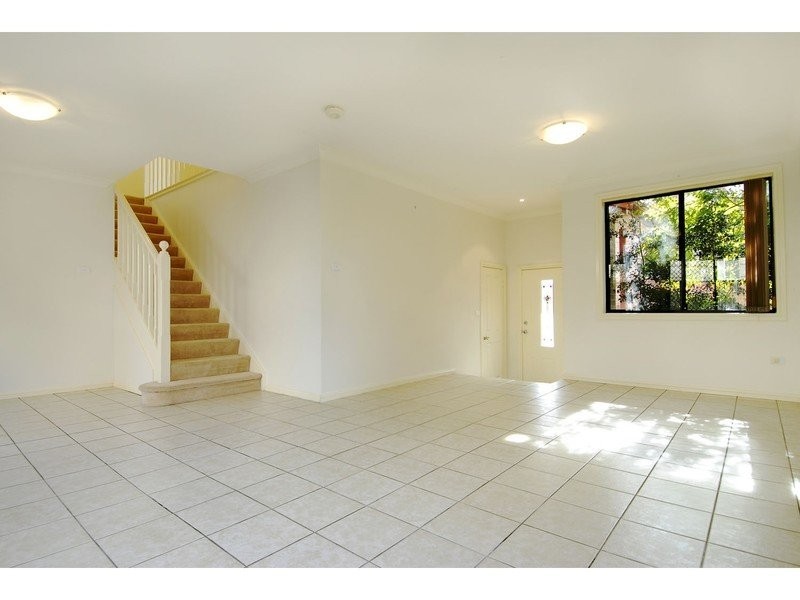 11/4-6 Conie Avenue, Baulkham Hills NSW 2153