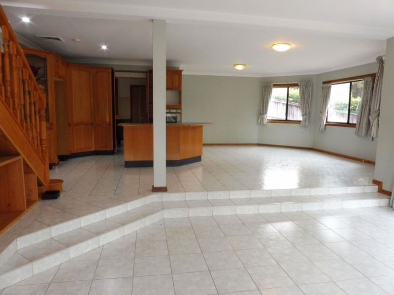 8 Hilda Road, Baulkham Hills NSW 2153