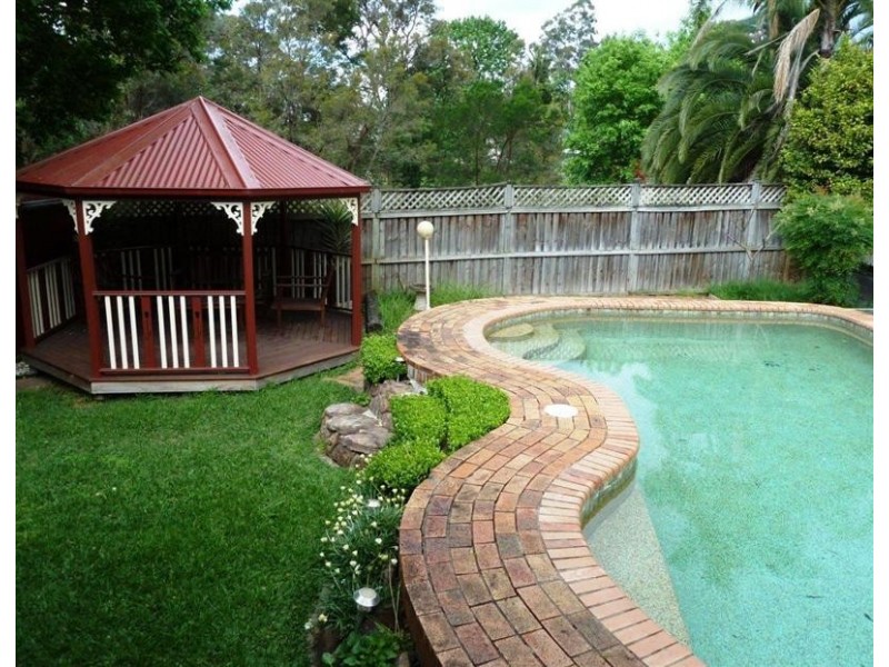 5 Woodridge Place, Baulkham Hills NSW 2153