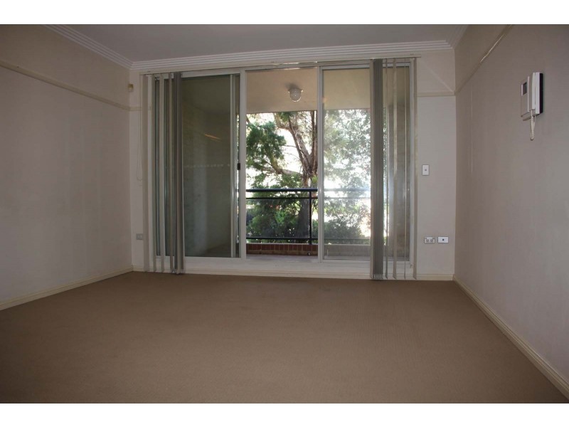 19/392-402 Windsor Road, Baulkham Hills NSW 2153
