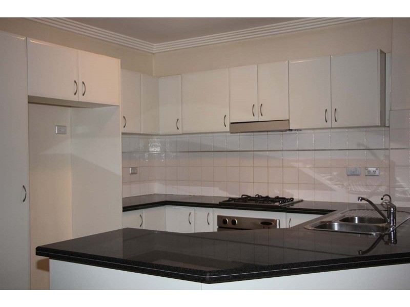 19/392-402 Windsor Road, Baulkham Hills NSW 2153