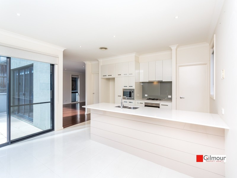 13 Baronia Circuit, Castle Hill NSW 2154