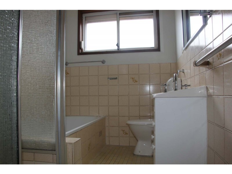 5/13-19 Hughes Avenue, Kings Langley NSW 2147