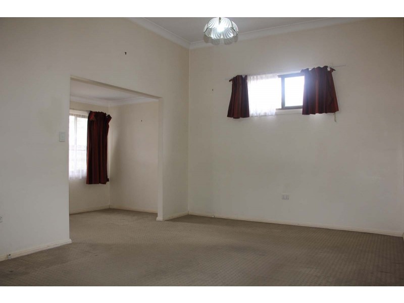 33 Coronation Road, Baulkham Hills NSW 2153