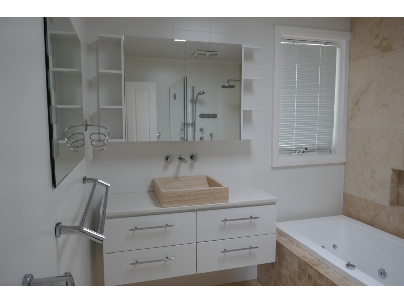 13 Gregory Avenue, Baulkham Hills NSW 2153
