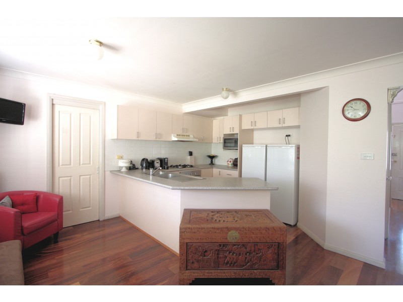 8 Toll House Way, Windsor NSW 2756