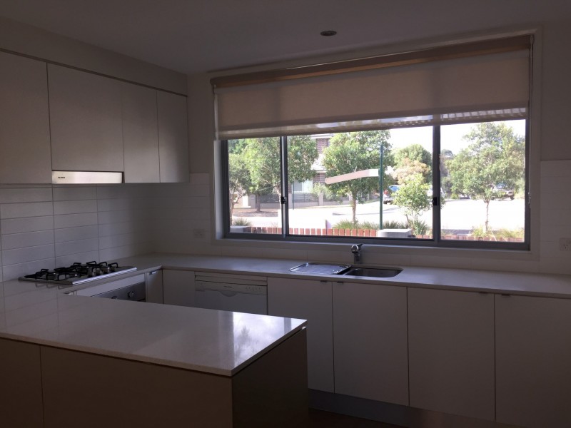 32 Caddies Boulevard, Rouse Hill NSW 2155