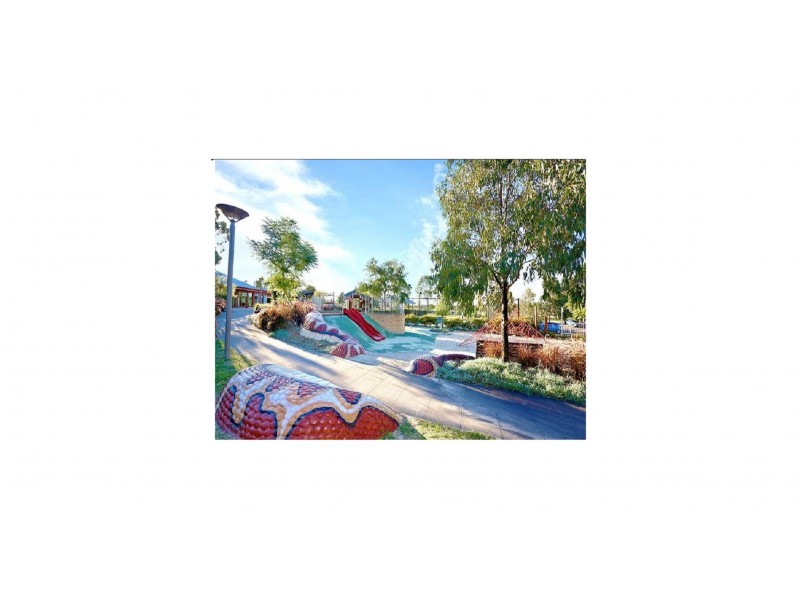 32 Caddies Boulevard, Rouse Hill NSW 2155