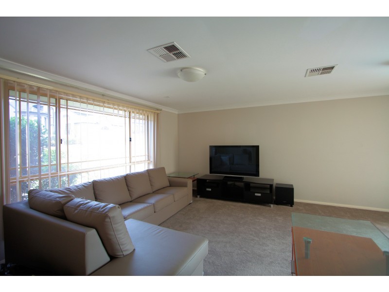 20 Prestige Avenue, Bella Vista NSW 2153