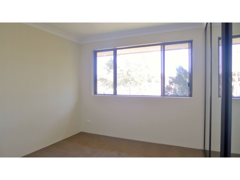 82/7 Griffiths Street, Blacktown NSW 2148