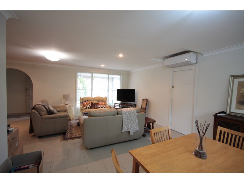 37 Ashford Avenue, Castle Hill NSW 2154