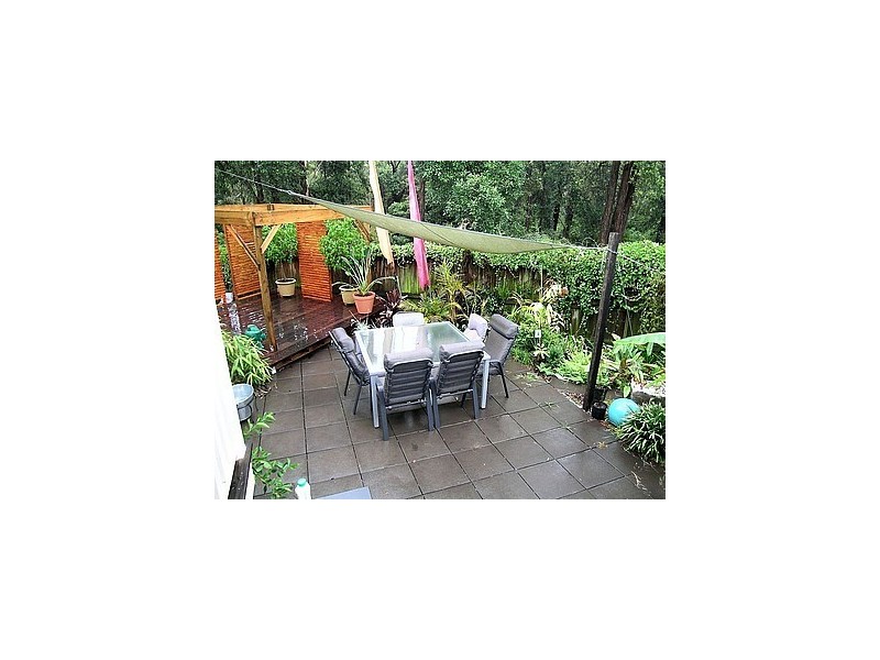 17 Yarrabee Road, Northmead NSW 2152