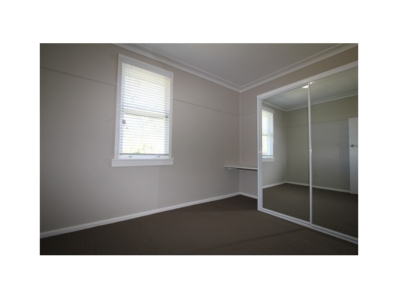 16 Hayes Road, Seven Hills NSW 2147