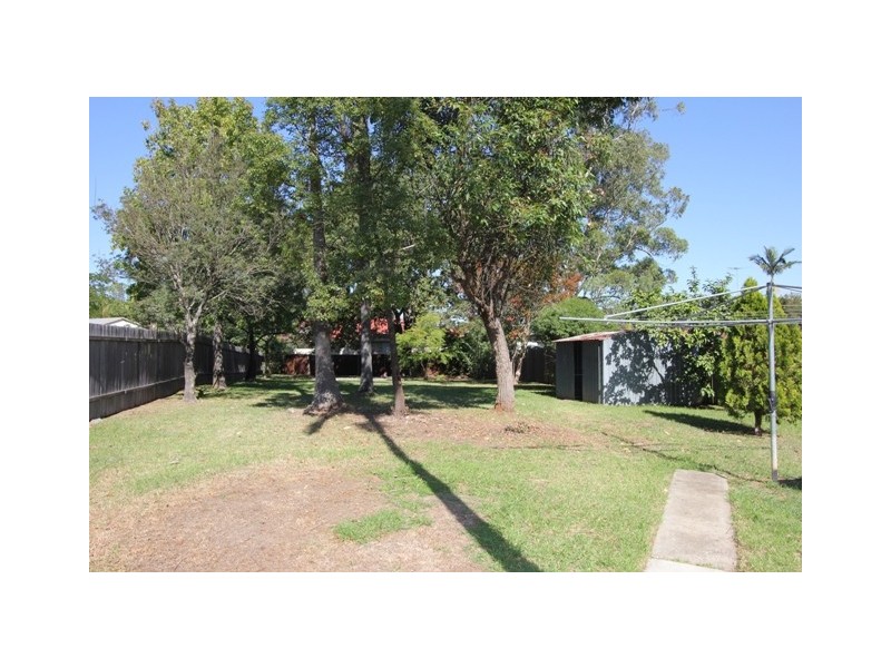 16 Hayes Road, Seven Hills NSW 2147