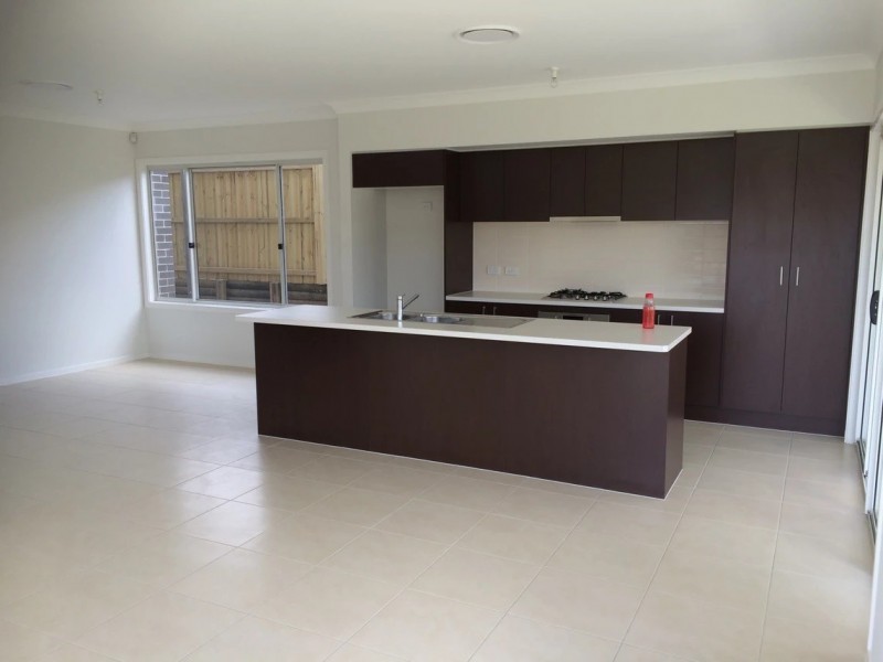 4 Lunar Crescent, Schofields NSW 2762