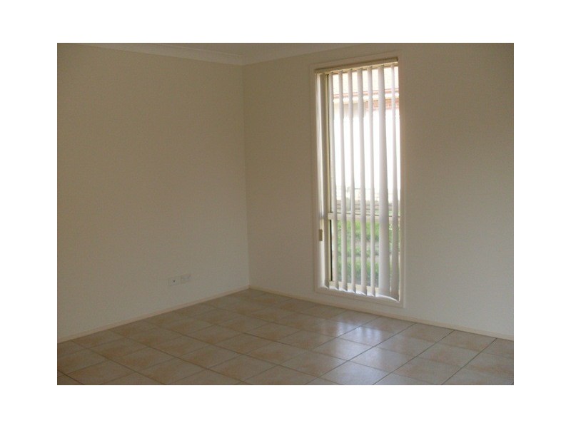 16 Ipswich Avenue, Glenwood NSW 2768