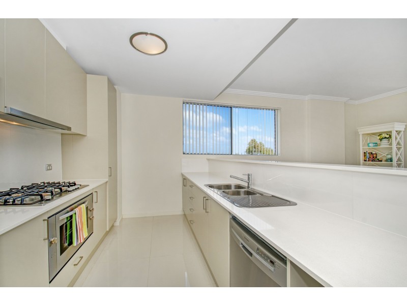 102/23-35 Crane Road, Castle Hill NSW 2154