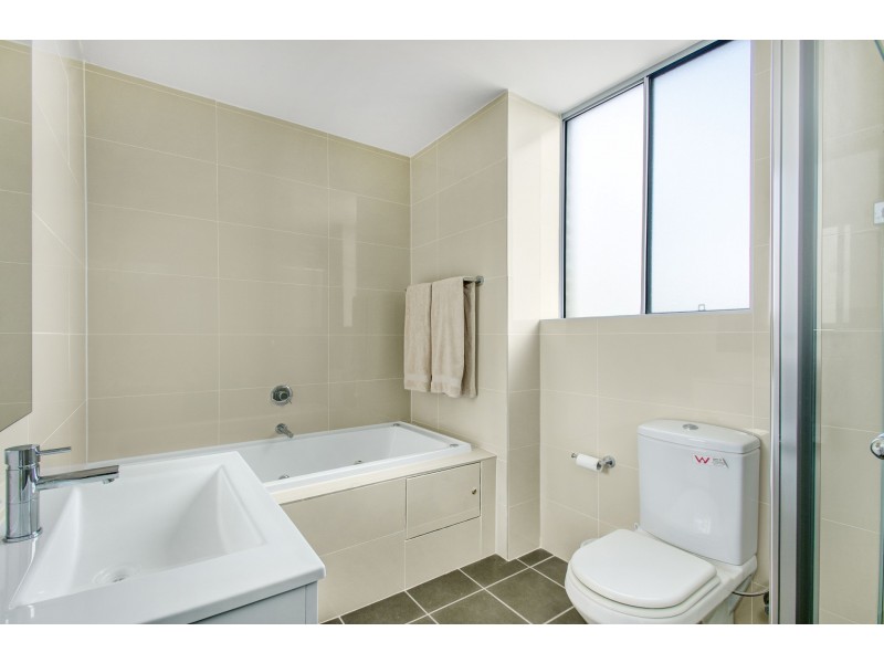 102/23-35 Crane Road, Castle Hill NSW 2154