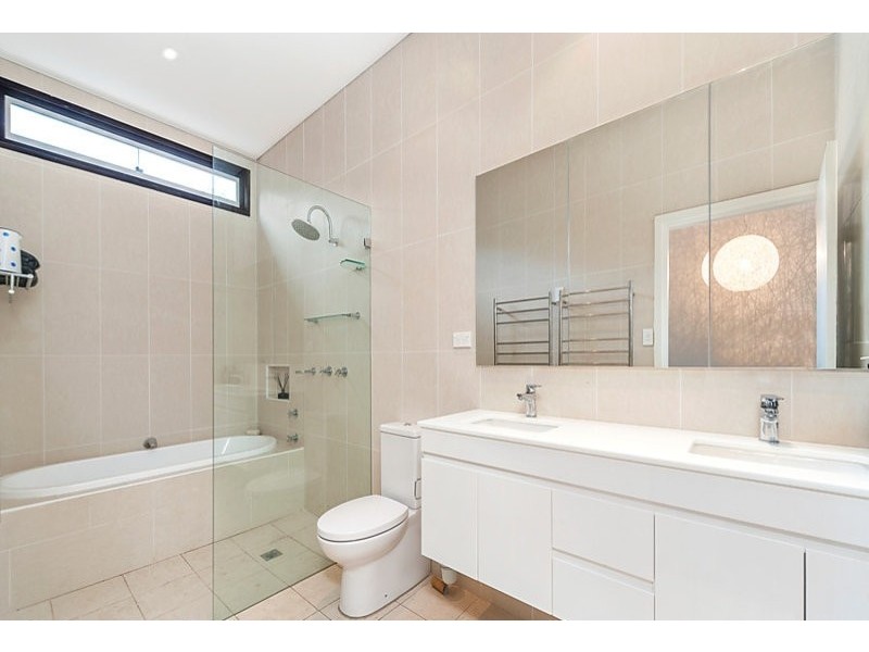 12 Chadworth Place, Baulkham Hills NSW 2153