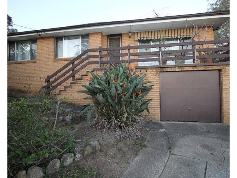 8 Eve Place, Winston Hills NSW 2153