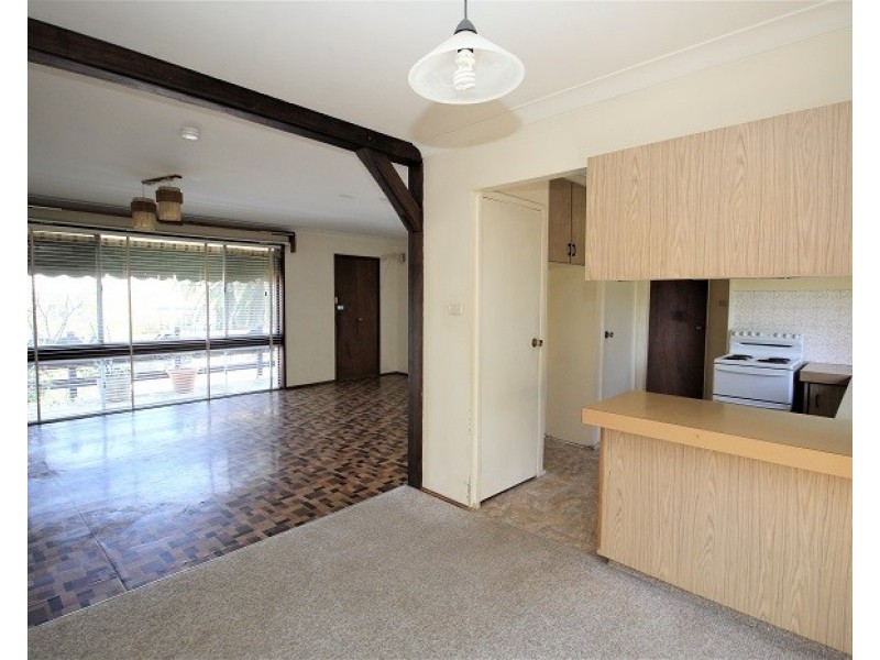 8 Eve Place, Winston Hills NSW 2153