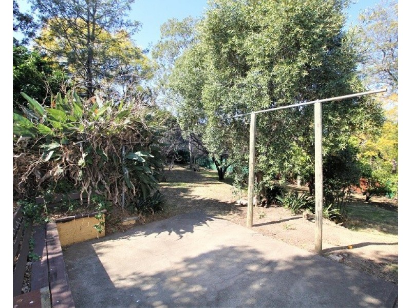 8 Eve Place, Winston Hills NSW 2153