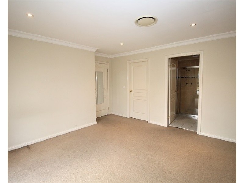 1/22-24 Owen Avenue, Baulkham Hills NSW 2153