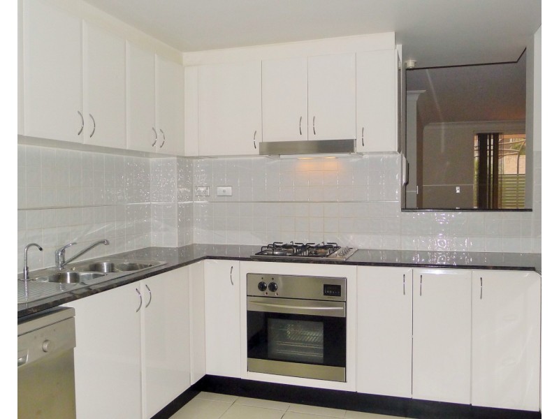 4/1-7 Hume Ave, Castle Hill NSW 2154