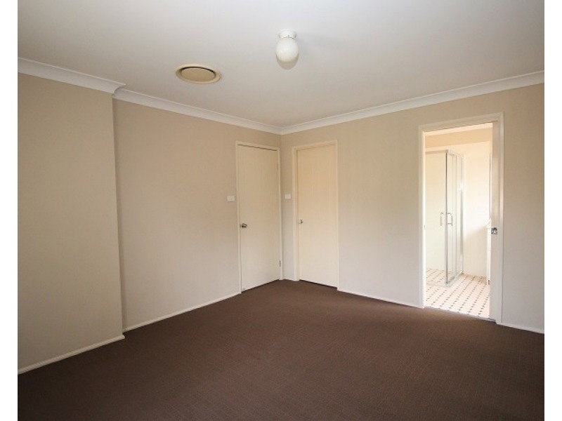 6 Redgum Crescent, Beaumont Hills NSW 2155