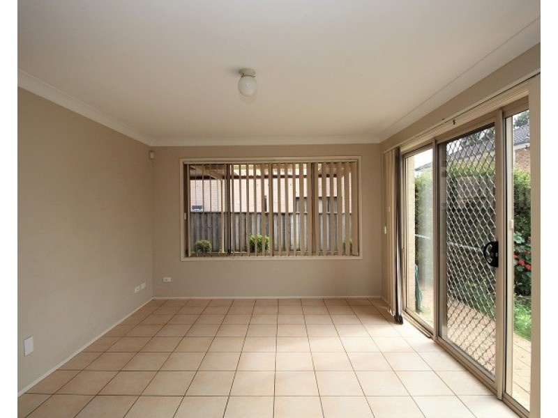 6 Redgum Crescent, Beaumont Hills NSW 2155