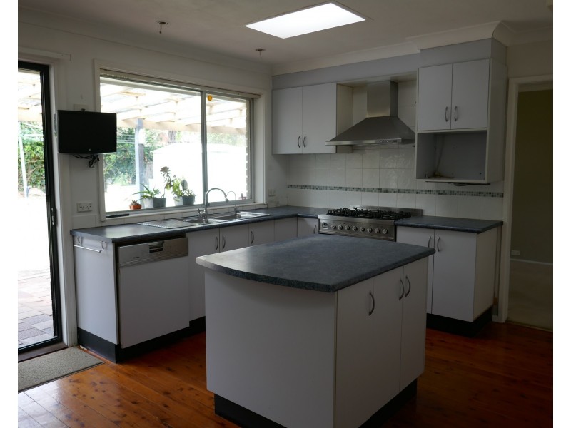 13 Gregory Avenue, Baulkham Hills NSW 2153