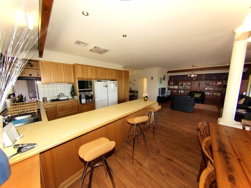 11 Hardy Road, Bassendean WA 6054