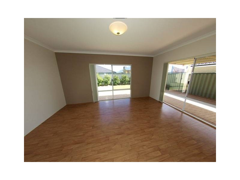 117 Bayside Bvld, Port Kennedy WA 6172