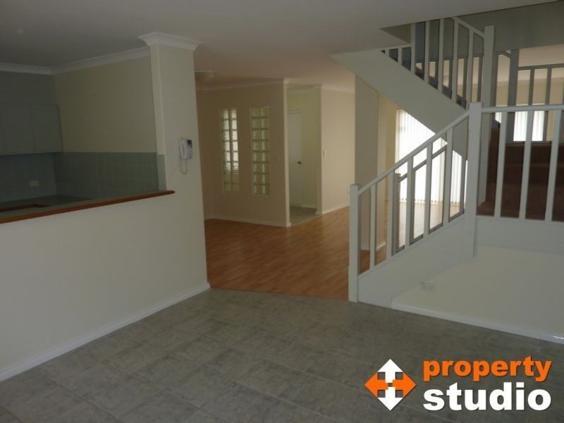 15 Daisy Lane, Como WA 6152