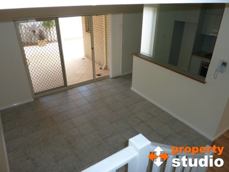 15 Daisy Lane, Como WA 6152