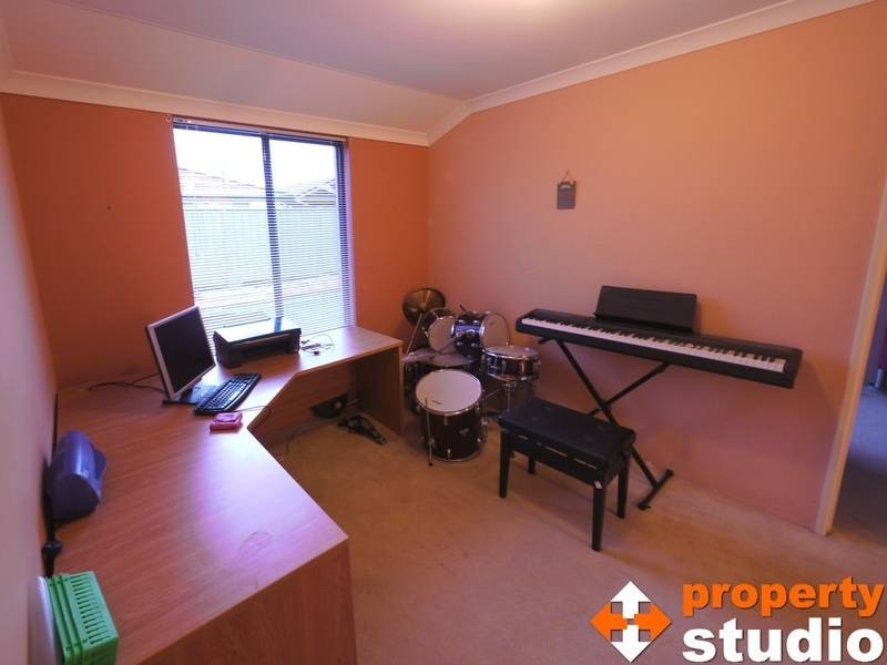 143 Lakey Street, Canning Vale WA 6155