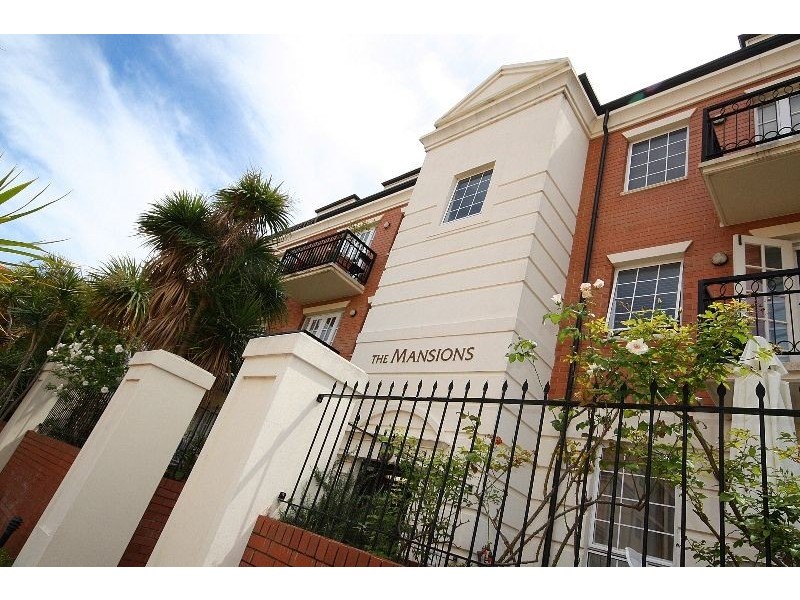 1/19 Little Shenton Lane, Northbridge WA 6003