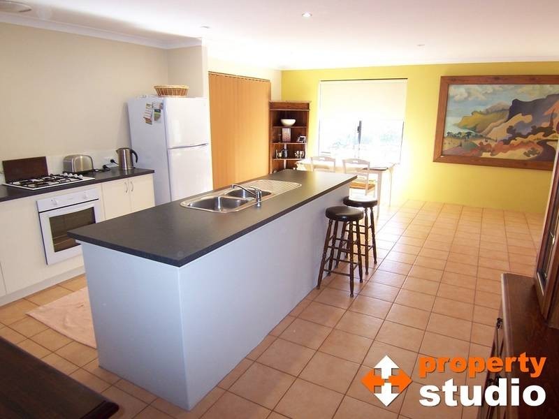 34 Burkett Terrace, Bertram WA 6167