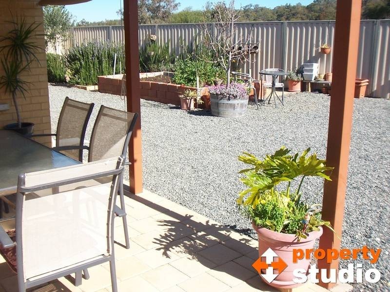 34 Burkett Terrace, Bertram WA 6167