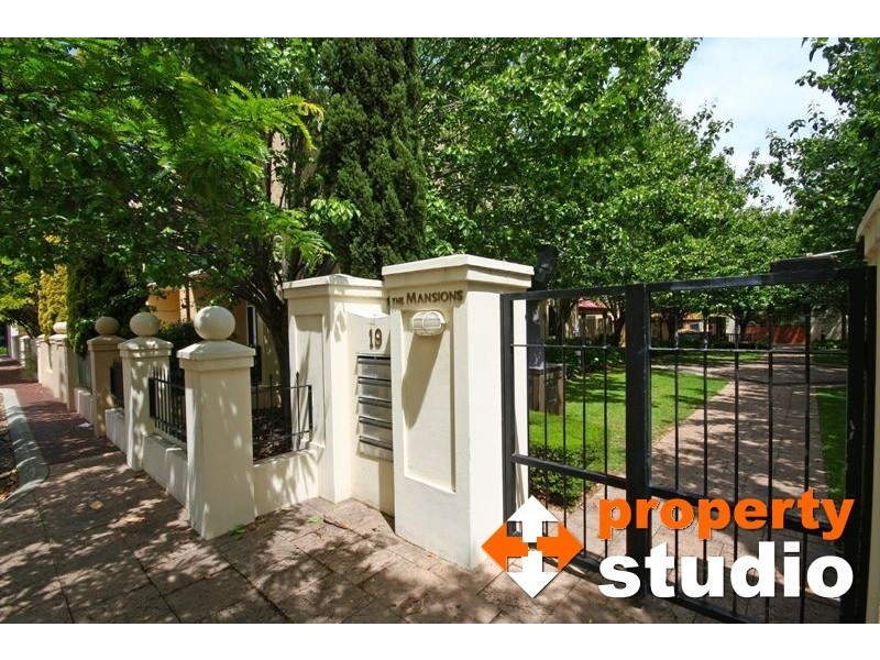1/19 Little Shenton Lane, Northbridge WA 6003