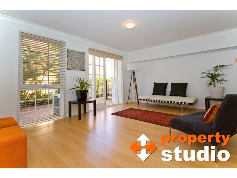 1/19 Little Shenton Lane, Northbridge WA 6003
