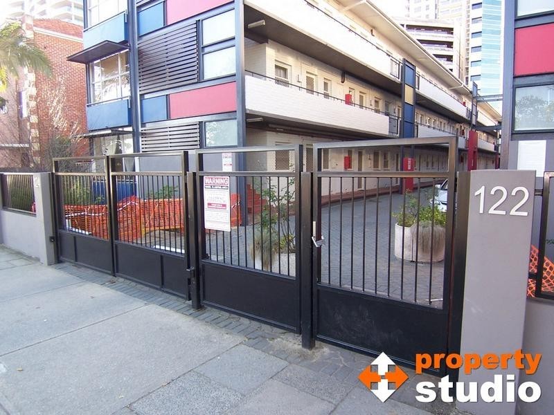 23/122 Terrace Road, Perth WA 6000