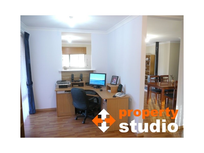 90 Tijuana Road, Armadale WA 6112