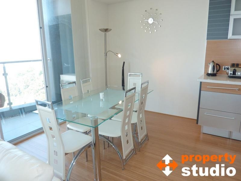 84/22 St Georges Terrace, Perth WA 6000