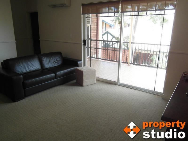 28/53 Bronte Street, East Perth WA 6004