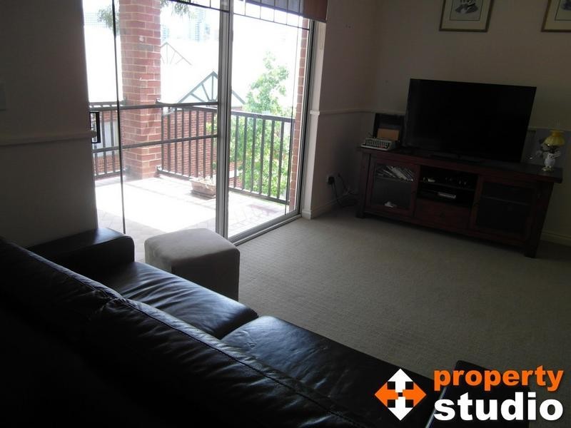 28/53 Bronte Street, East Perth WA 6004
