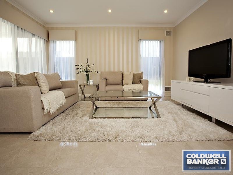 38 Latrobe Street, Yokine WA 6060