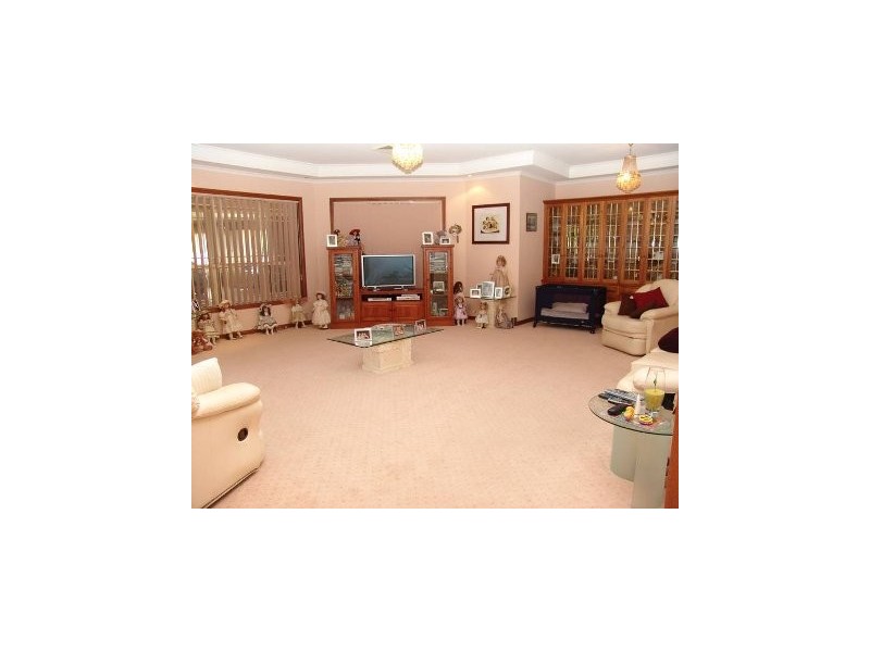 Denham Court NSW 2565