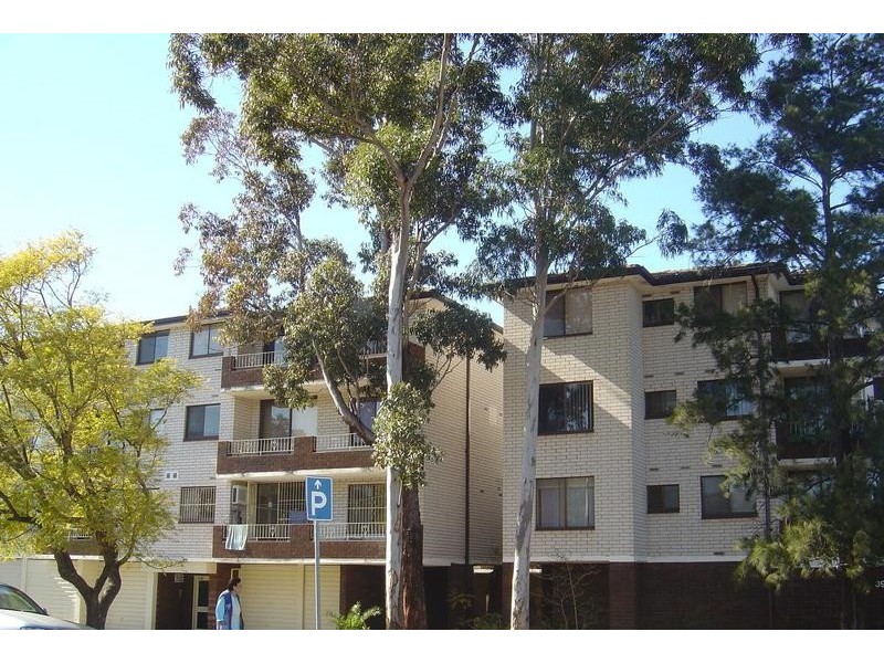 3/35-39 York street, Fairfield NSW 2165