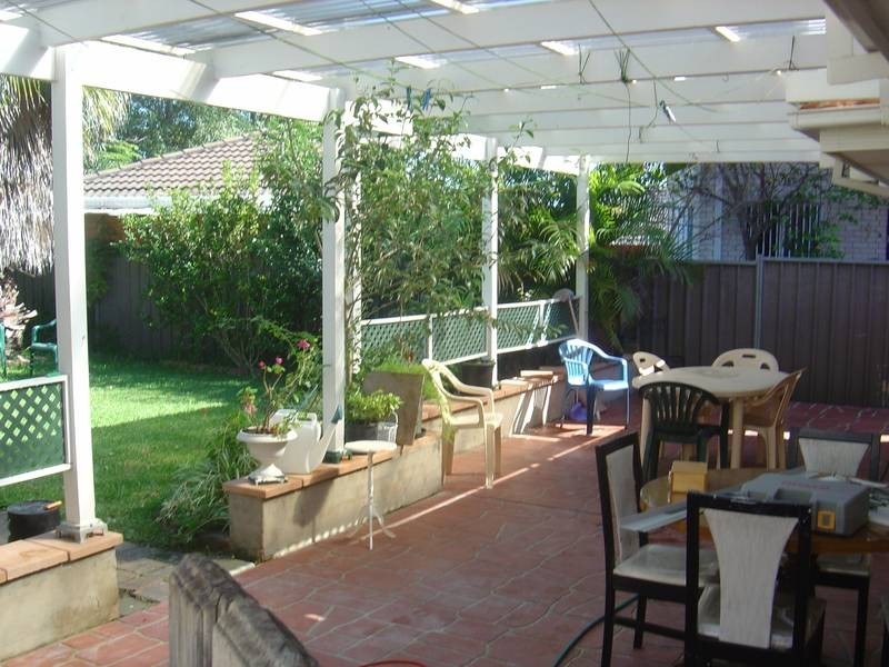 Greenfield Park NSW 2176